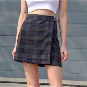 bundle of two brandy melville skirts